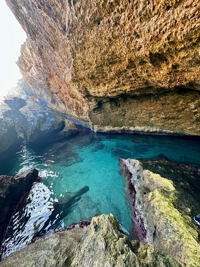 Cave Pool, Aruba